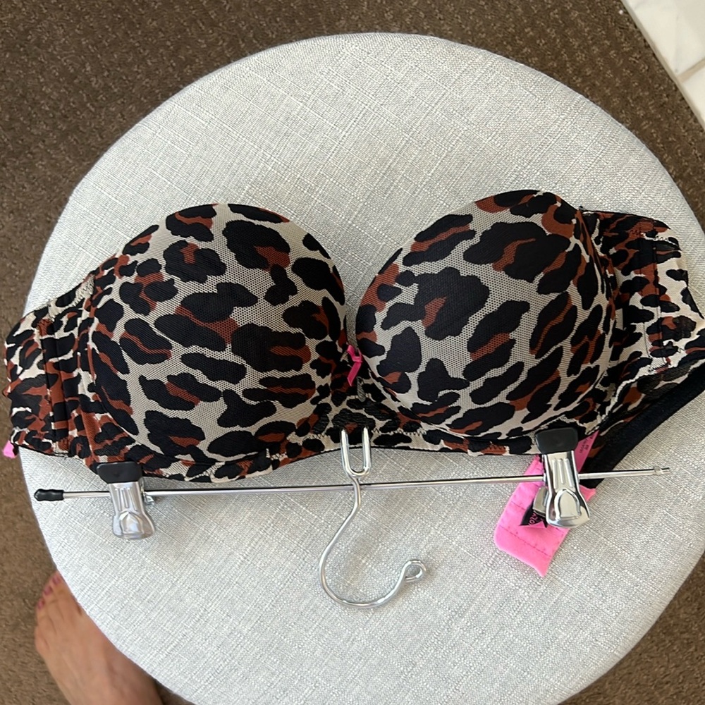 strapless bra